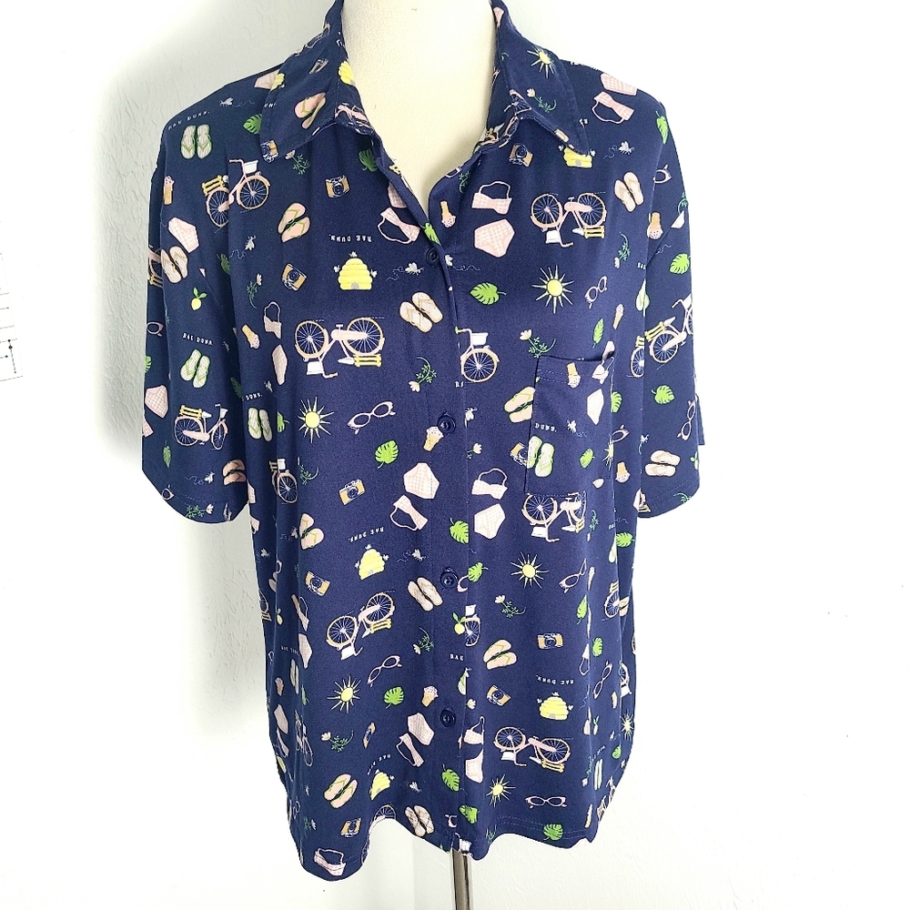 Rae Dunn Navy Blue Casual Shirt with Playful Print in Pink, Size XL